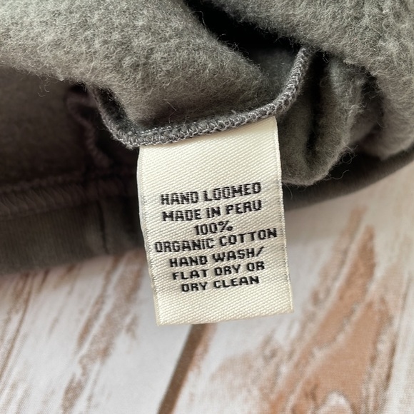 Indigenous Grey Asymmetrical Cotton Vest - Picture 7 of 7